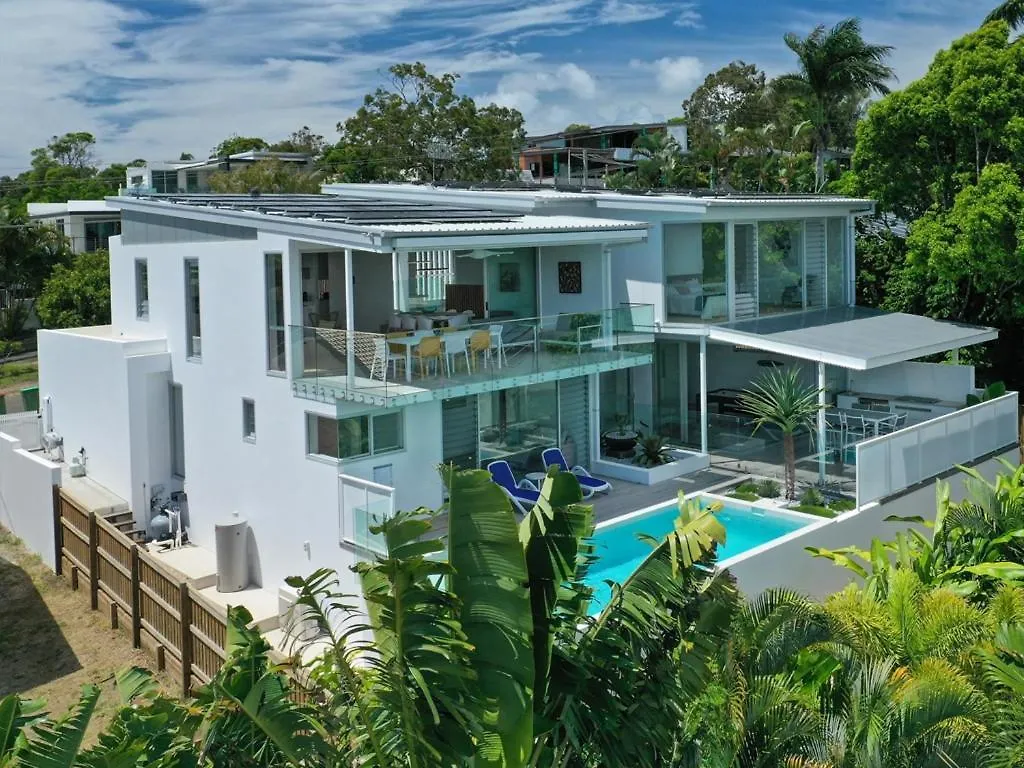Magnificent Views On Arkana, Noosa 0*,