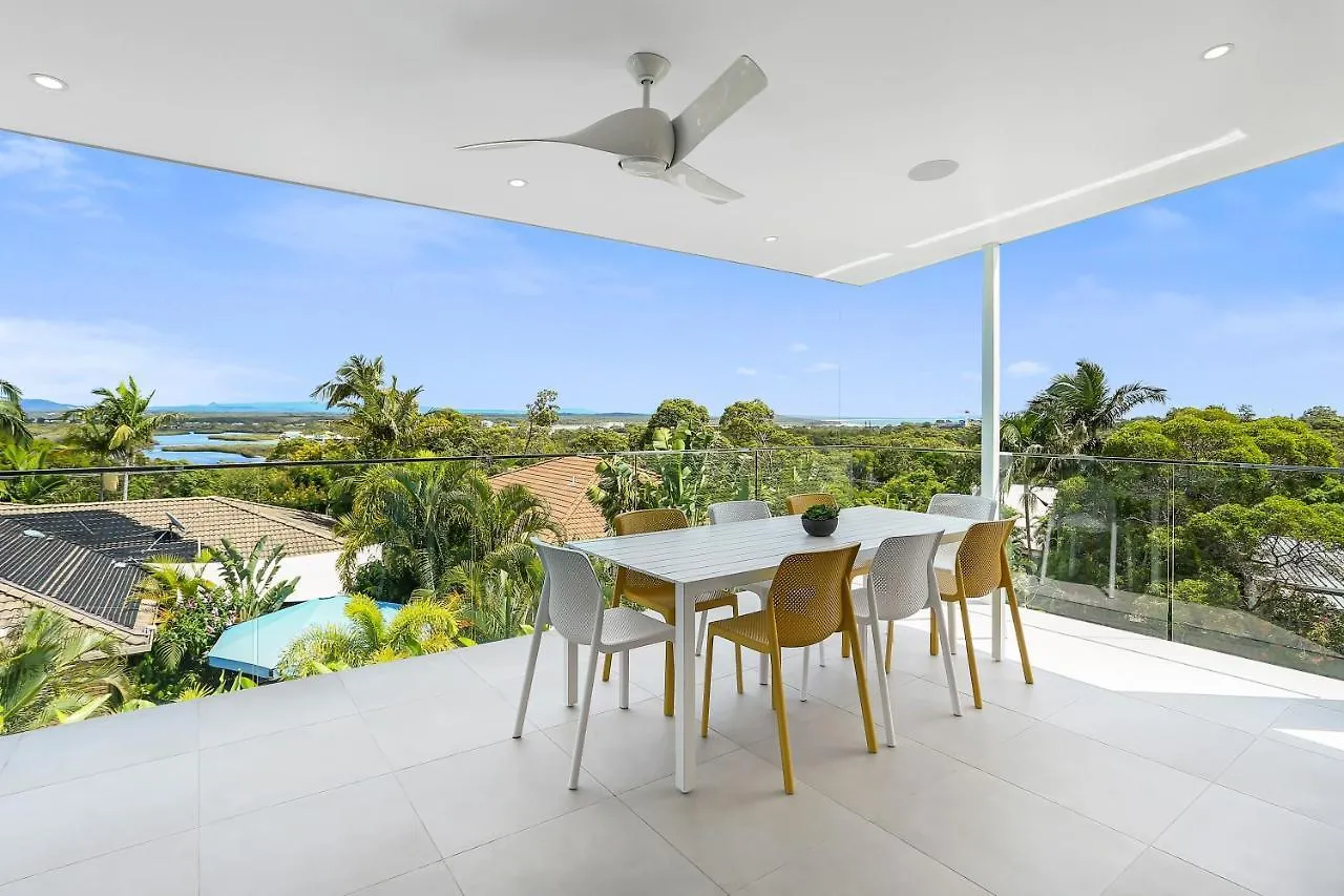 Magnificent Views On Arkana, Noosa Dom wakacyjny